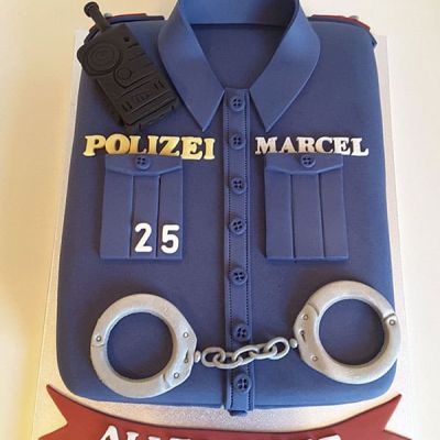Polizeihemd Torte mit Handschellen