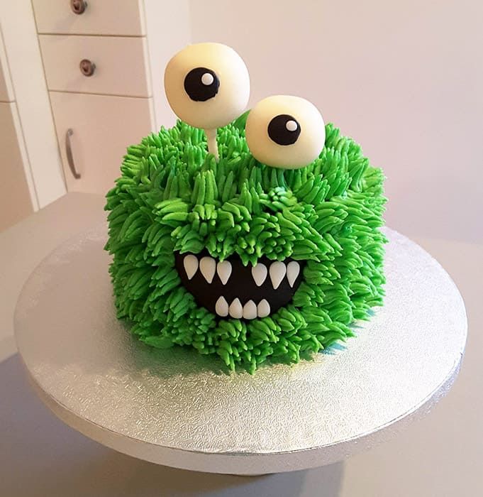 Sweet Little Monster Cake backen bei Con Festi 