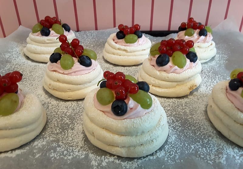 Mini Pavlovas