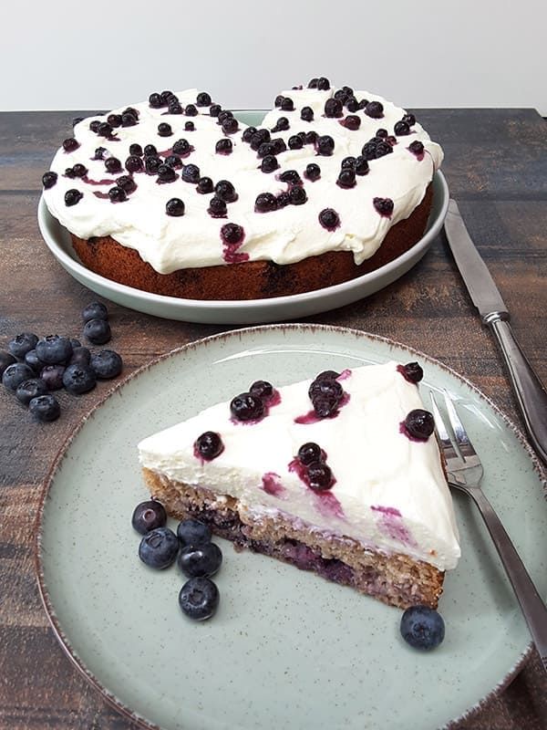 Buchweizen-Heidelbeersahne-Torte