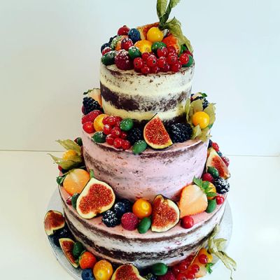 Naked Cake mit Früchte